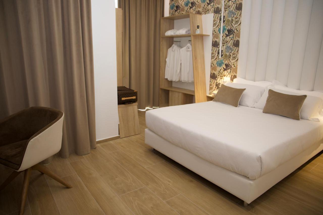 One Design Hotel Rimini Bagian luar foto